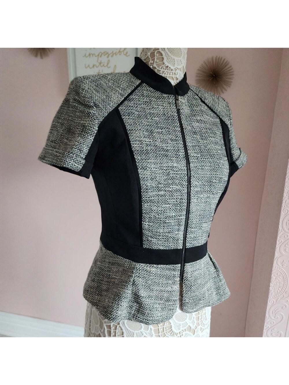 LKNW ETcetera Black white tweed short sleeve peplum blazer adorb 4